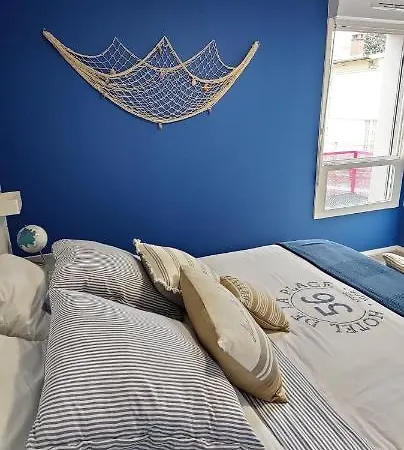 Daire Appartement A 2 Pas Du Tramway Pont De Bezons *